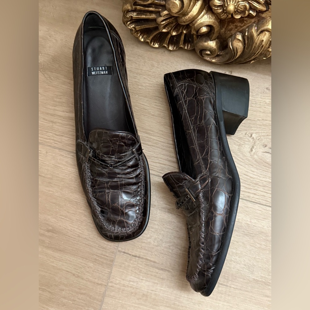 Stuart Weitzman Brown Croc Loafers 8.5 Great Condition